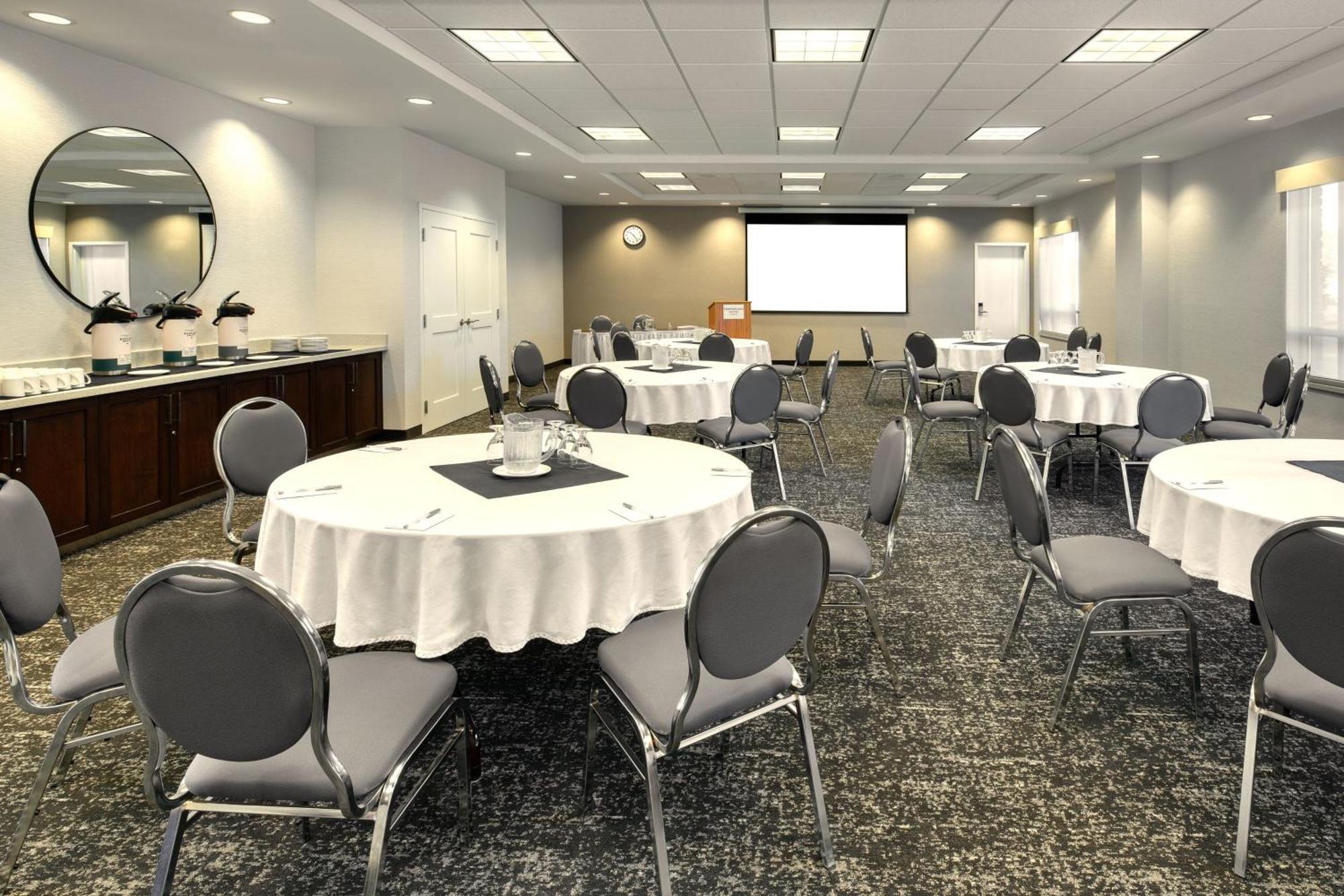 Towneplace Suites By Marriott Belleville Exteriér fotografie